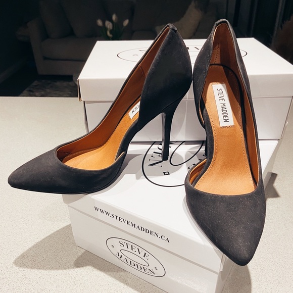 Black 3” heels. - Picture 2 of 5